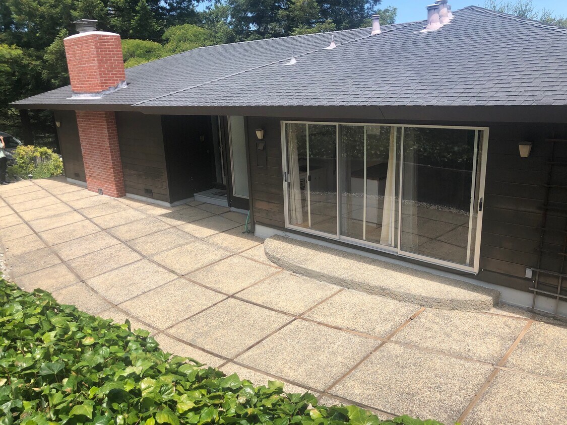 Foto principal - 201 Chapman Rd