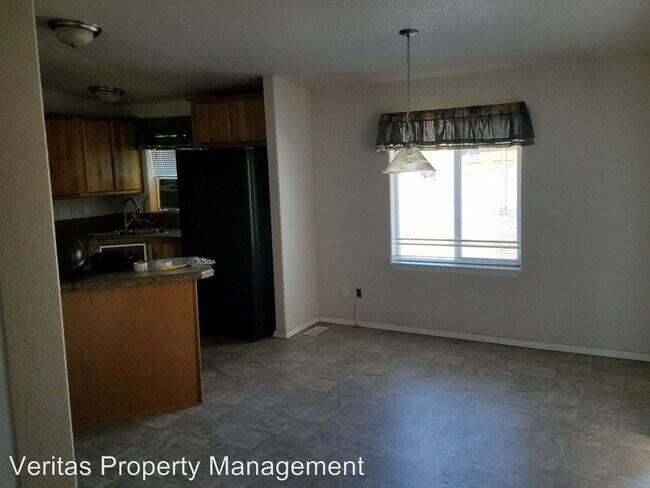 Foto del edificio - 3 br, 2 bath House - 10960 Fred Lane