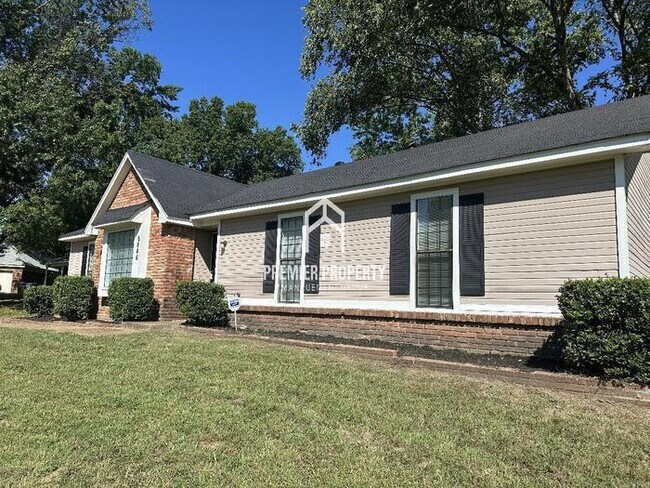 Foto del edificio - 6846 Innsbrook Cove