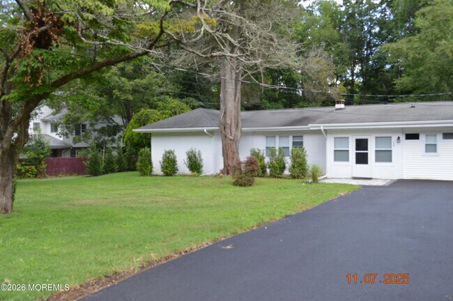 Foto del edificio - 14 Homestead Ln