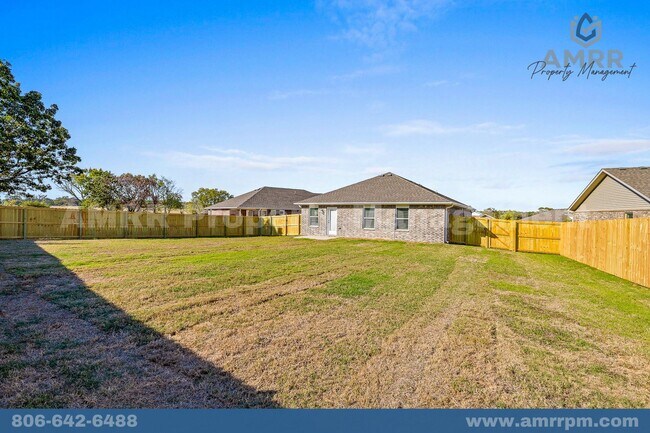 Foto del edificio - Modern 4-Bedroom Home – Perfect for Growin...