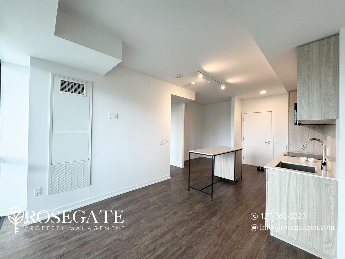 Photo principale - Cozy 1 Bed plus Den with Parking & Locker