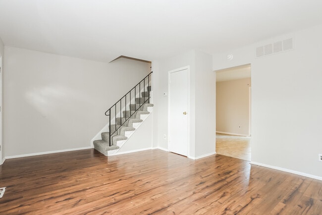 Building Photo - 1386 Harford Square Dr
