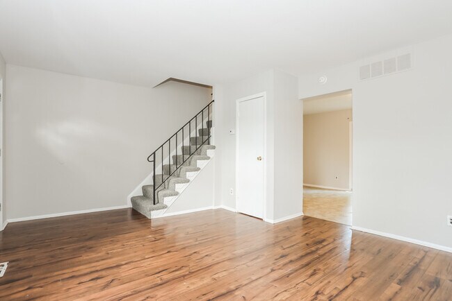 Foto del edificio - 1386 Harford Square Dr