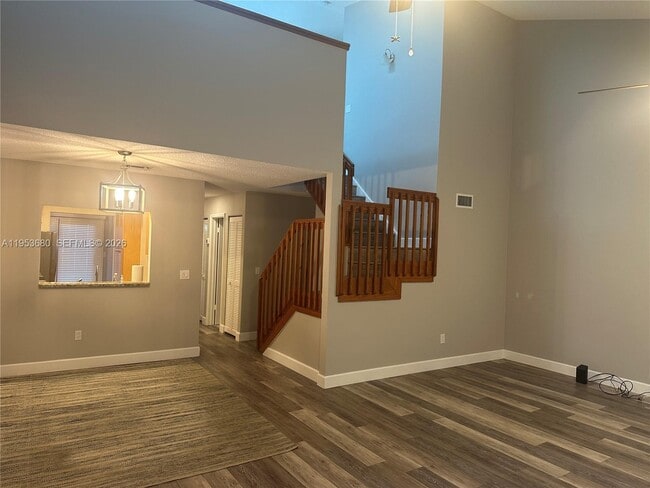 Foto del edificio - 458 SE 14th St