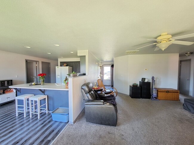 Building Photo - West Pasco Rambler for Rent