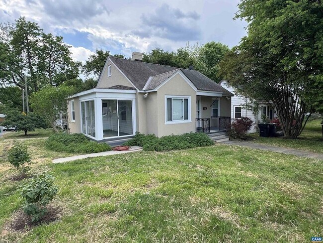 Foto del edificio - 704 Druid Ave