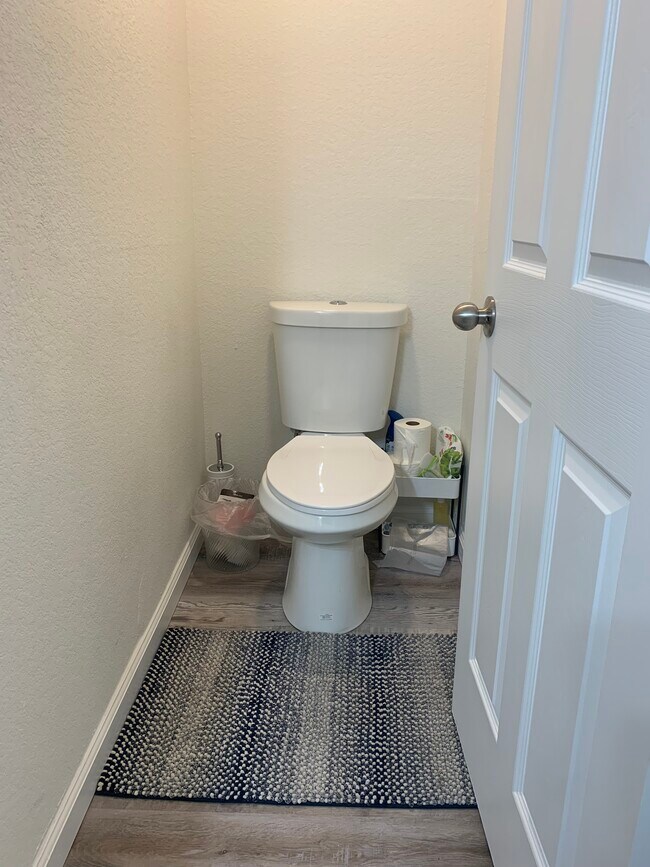 Toilet - 6492 Cherry Creek Dr