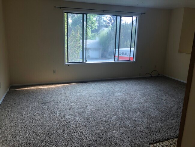 Foto del edificio - 140 NW Robert St