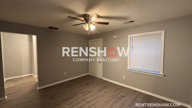 Foto del edificio - 893 Pearce St