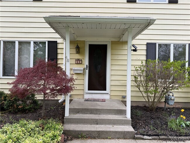 Foto del edificio - 437 Springville Ave