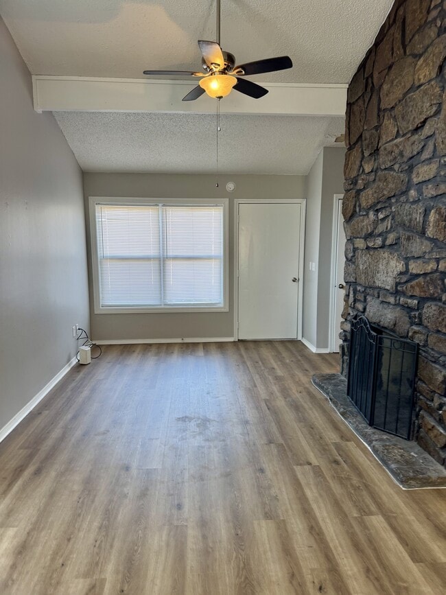 Foto del edificio - 13771 Turnberry Ln