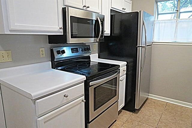 Foto del edificio - Beautiful 2 bed/ 2 bath townhome Located Off of Mission Road!