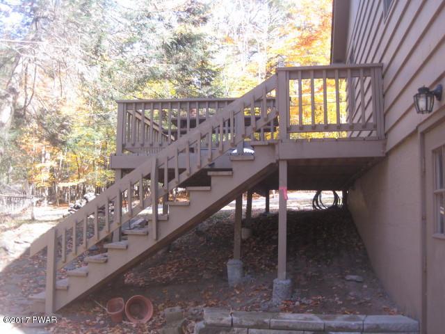 Building Photo - 151 Bear Rock Rd