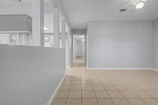 Foto del edificio - 7410 Sawmill Trail