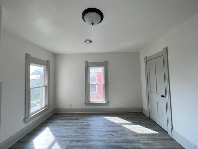 Foto del edificio - 312 Pine St