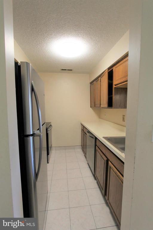 Building Photo - 4812 Ravens Crest Dr