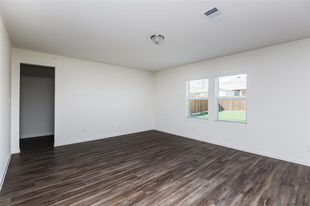 Building Photo - 505 Canoe Way