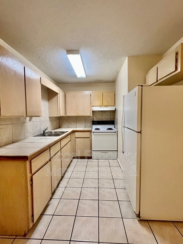 1201 W Carmen Ave Unit 10, Edinburg, TX 78541 Condo for Rent in