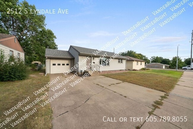 Foto del edificio - 2512 S Lyndale Ave