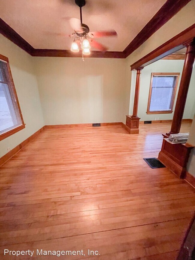Building Photo - 4 br, 3 bath House - 2100 E Street