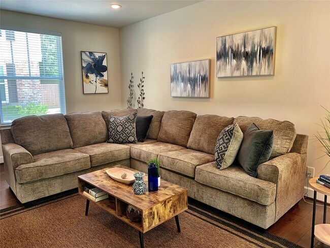 Foto del edificio - 25114 Glen Loch Dr