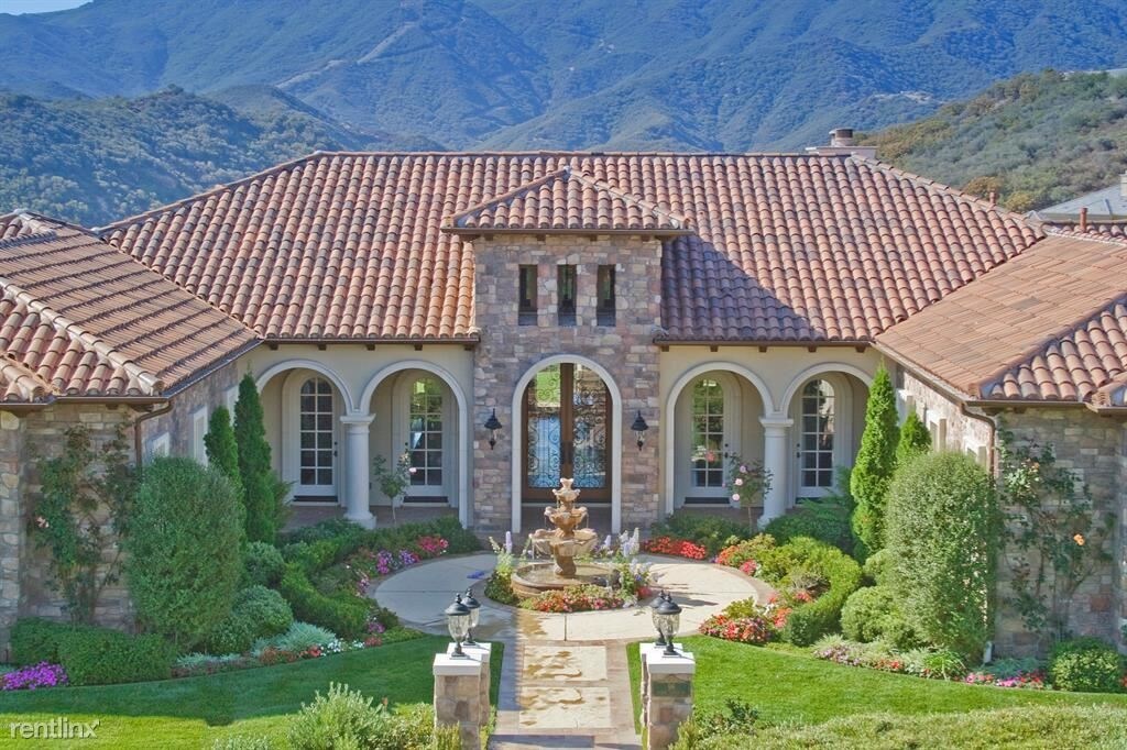Foto principal - 4 br, 4.5 bath House - 98 Queens Garden Dr