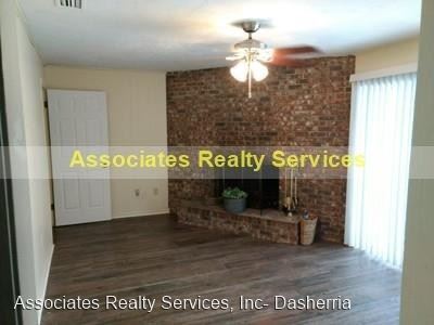 Building Photo - 3 br, 3 bath House - 10819 NW 39th Ave
