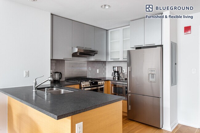 Building Photo - 303 Third Street-FL1-ID387