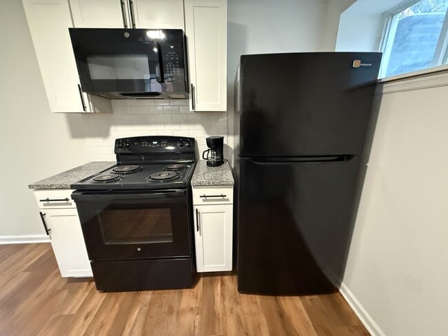 New Appliances - 3320 Clifton Ave