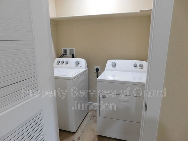 Foto del edificio - 1645 N 7th St