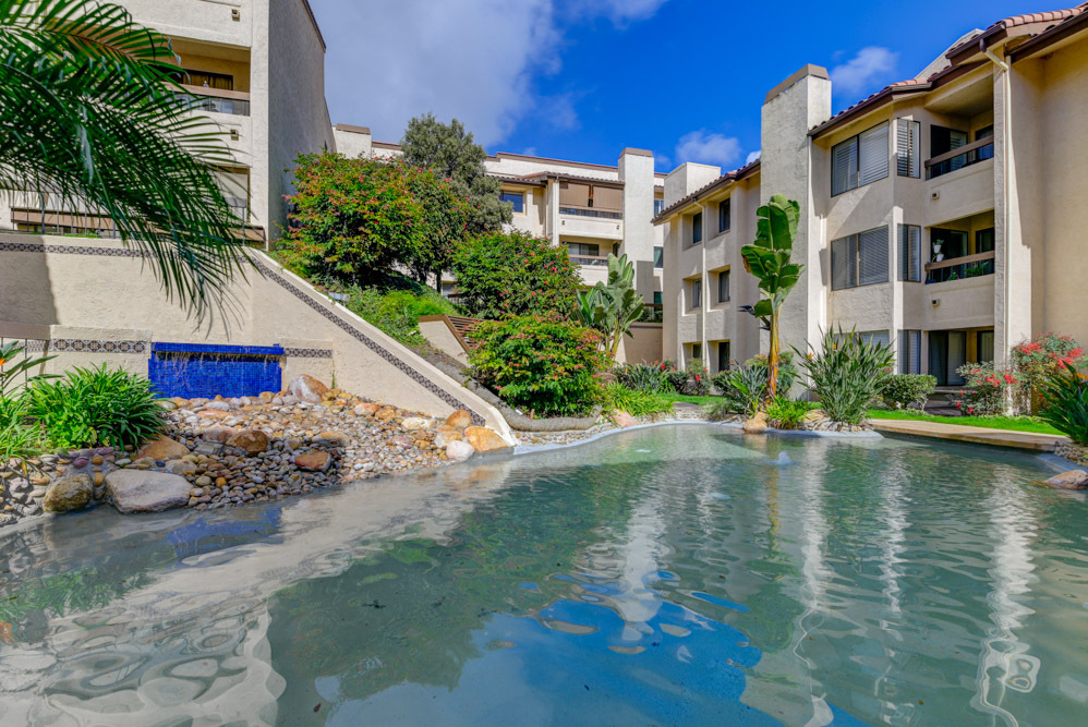 Foto principal - 6767 Friars Rd