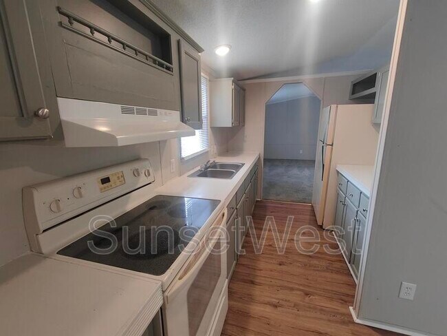 Foto del edificio - 193 Sunshine Dr