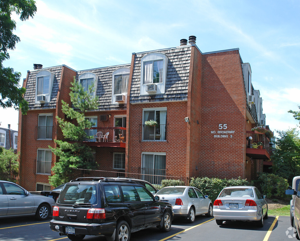 Building Photo - Copper Beech