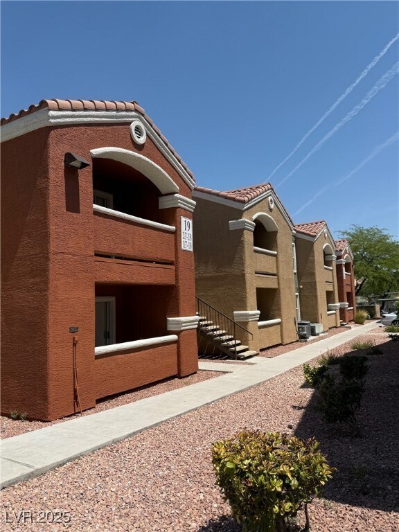 Building Photo - 8101 W Flamingo Rd