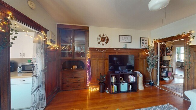 Building Photo - 40 Orkney Rd