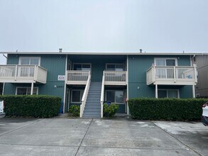 Building Photo - 1493 Larissa Cir