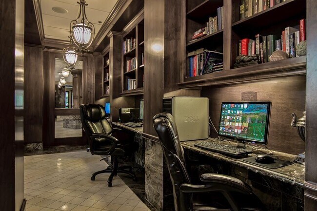Foto del edificio - 3525 Sage Rd