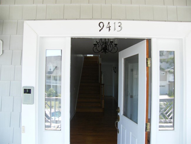 Building Photo - 9413 Voyagers Way