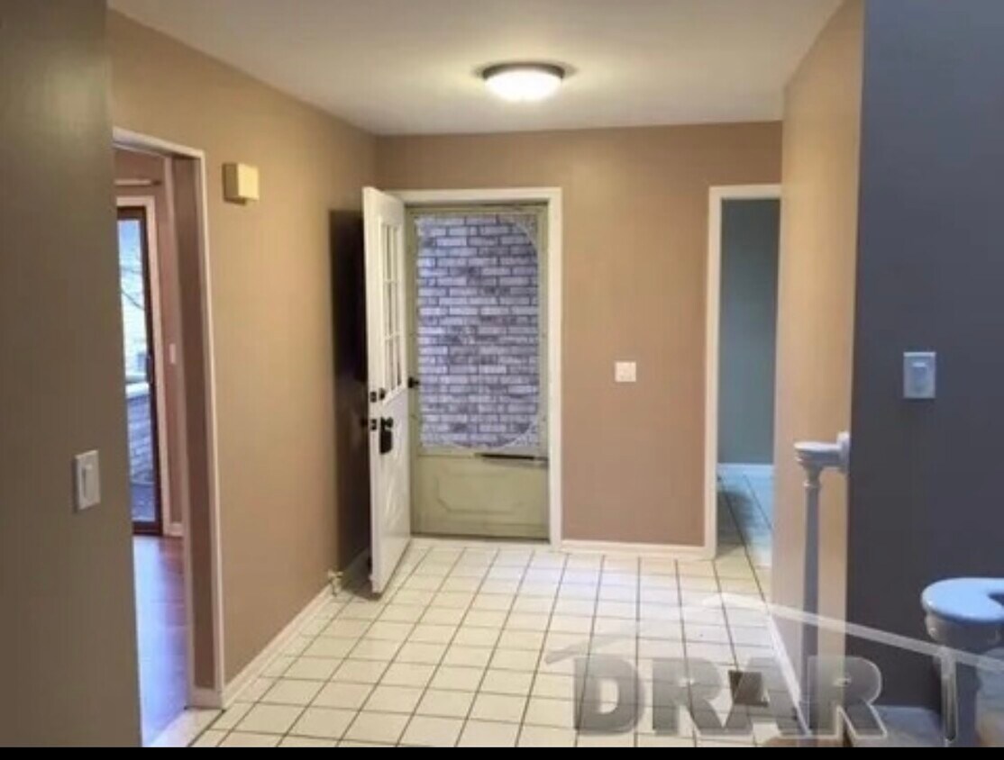 Foto principal - 49760 Potomac Ct