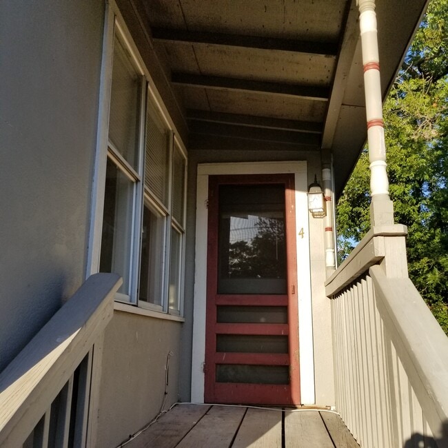 Front Door - 619 Washburn St