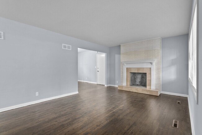 Foto del edificio - Charming 4-Bedroom Ranch Style Home