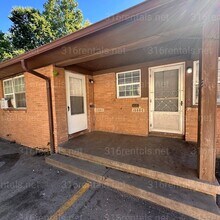 Building Photo - 1506 N Waco Ave