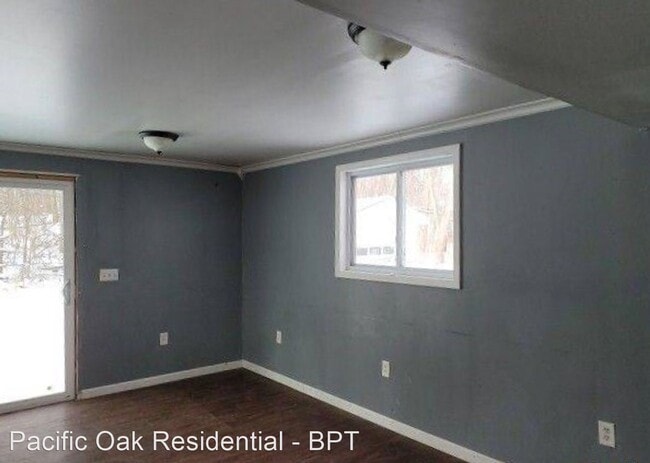 Building Photo - 4 br, 2 bath House - 285 21st St N