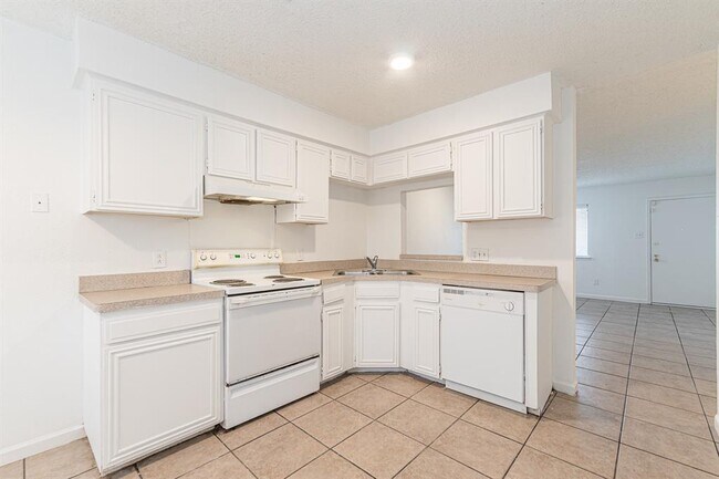 Foto del edificio - 311 W William Cannon Dr