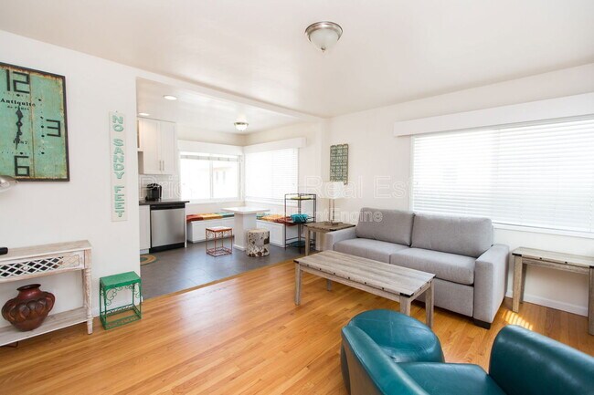 Foto del edificio - 713 Venice Ct.