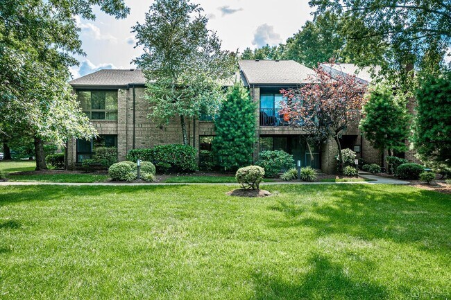 Foto del edificio - 318 Willowbrook Dr