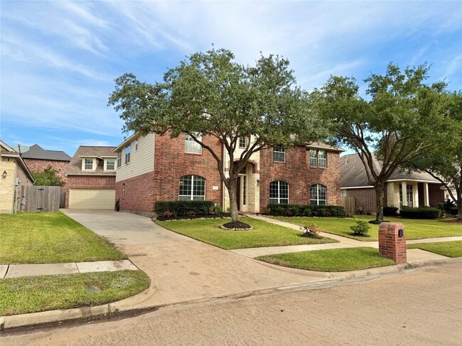 Foto del edificio - 16406 Lakewood Field Dr