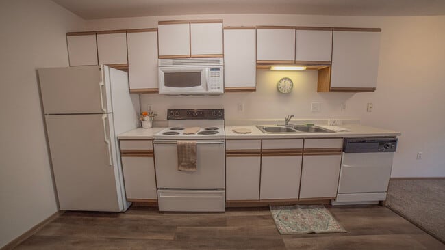 Building Photo - Evans Place 1