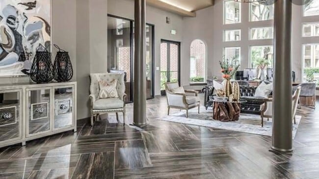 Photo - Meyer Forest Apartments